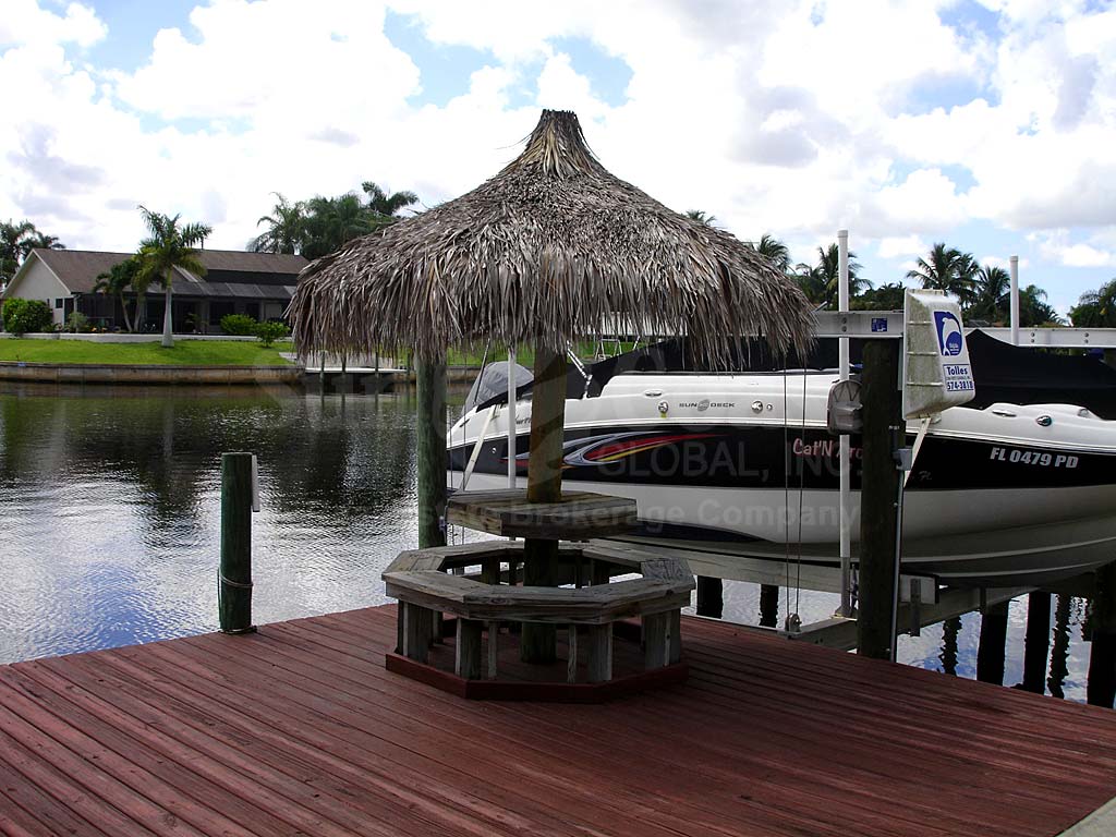 Palm Vista Dockside Cabana